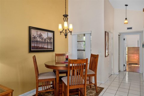 Condo in Palm Harbor, Florida, 2 bedrooms  № 2234601 - photo 7
