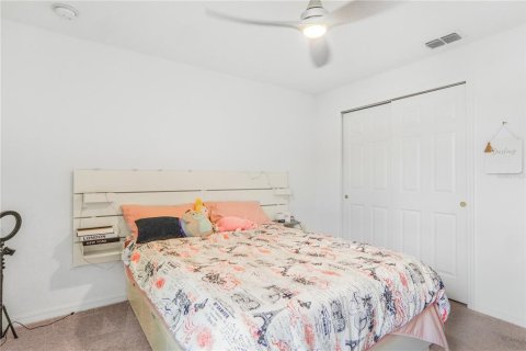 Townhouse in Kissimmee, Florida 4 bedrooms, 189.8 sq.m. № 2130563 - photo 23