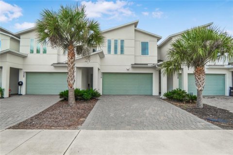 Townhouse in Kissimmee, Florida 4 bedrooms, 189.8 sq.m. № 2130563