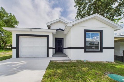 Casa en venta en Lakeland, Florida, 3 dormitorios, 95.6 m2 № 1907135 - foto 1