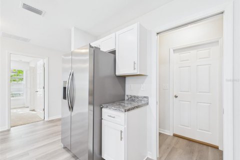 Casa en venta en Lakeland, Florida, 3 dormitorios, 95.6 m2 № 1907135 - foto 13
