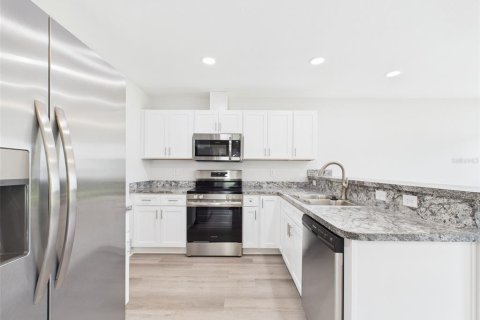 Casa en venta en Lakeland, Florida, 3 dormitorios, 95.6 m2 № 1907135 - foto 8