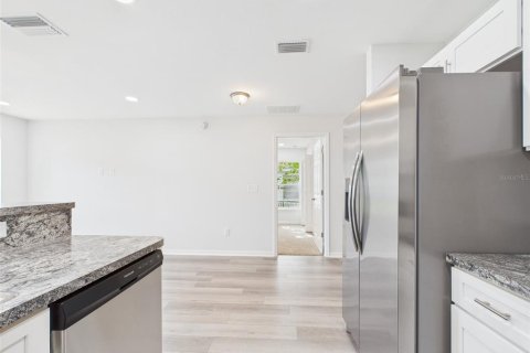 Casa en venta en Lakeland, Florida, 3 dormitorios, 95.6 m2 № 1907135 - foto 12