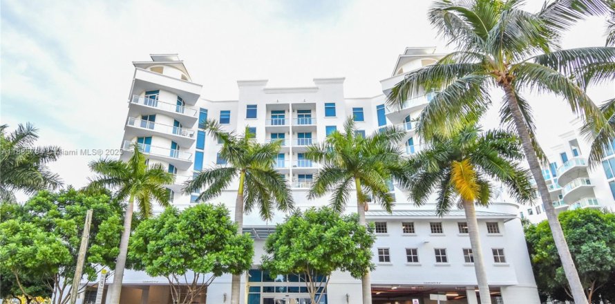 Condominio en Aventura, Florida, 4 dormitorios  № 1938620