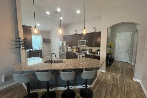 Villa ou maison à louer à Riverview, Floride: 4 chambres, 179.3 m2 № 2386202 - photo 6