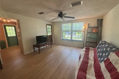 Casa en alquiler en New Smyrna Beach, Florida, 3 dormitorios, 93.37 m2 № 1830052 - foto 9