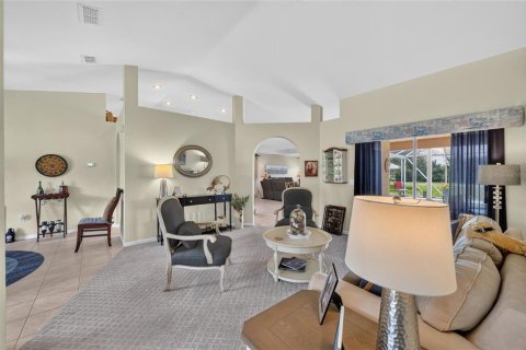 Villa ou maison à vendre à Summerfield, Floride: 3 chambres, 198.35 m2 № 2227675 - photo 5
