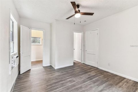 Apartment in Saint Petersburg, Florida 1 bedroom, 83.05 sq.m. № 1898538 - photo 8