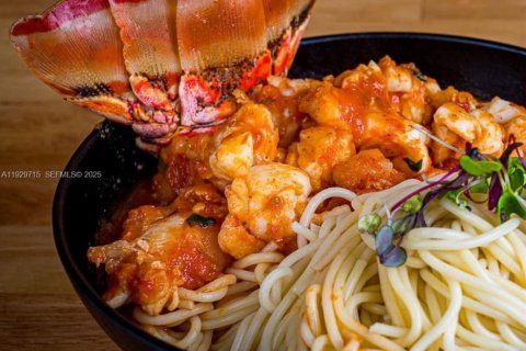 Propiedad comercial en venta en Homestead, Florida № 1988586 - foto 3