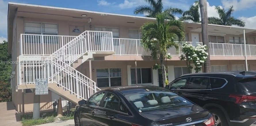 Condo à Hallandale Beach, Floride, 2 chambres № 1836123