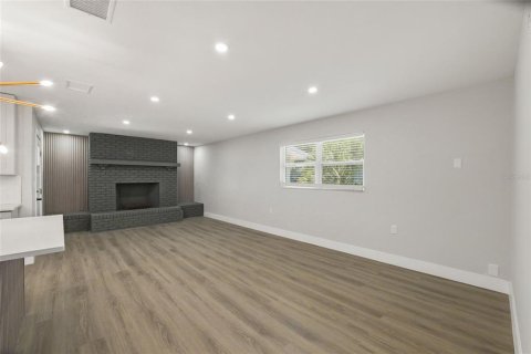 Villa ou maison à vendre à Largo, Floride: 3 chambres, 161.65 m2 № 2092735 - photo 9