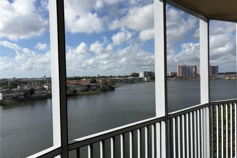 Appartement à louer à Miami, Floride: 2 chambres, 122.35 m2 № 1995033 - photo 29