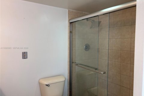 Appartement à louer à Miami, Floride: 2 chambres, 122.35 m2 № 1995033 - photo 27