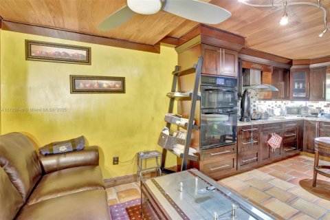 Townhouse in Miami, Florida 3 bedrooms, 196.95 sq.m. № 1480866 - photo 14