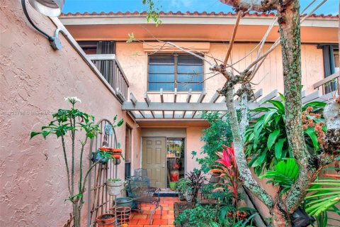 Townhouse in Miami, Florida 3 bedrooms, 196.95 sq.m. № 1480866 - photo 5