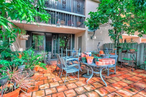 Townhouse in Miami, Florida 3 bedrooms, 196.95 sq.m. № 1480866 - photo 28