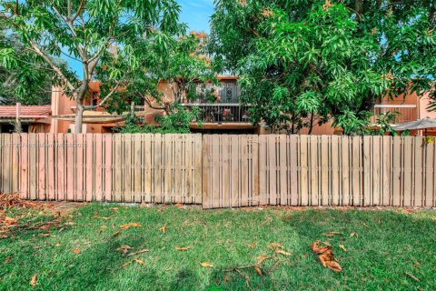 Townhouse in Miami, Florida 3 bedrooms, 196.95 sq.m. № 1480866 - photo 29
