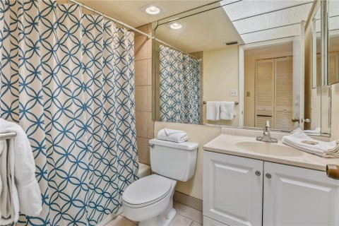 Купить кондоминиум в Сарасота, Флорида 4 комнаты, 92.72м2, № 2210114 - фото 18