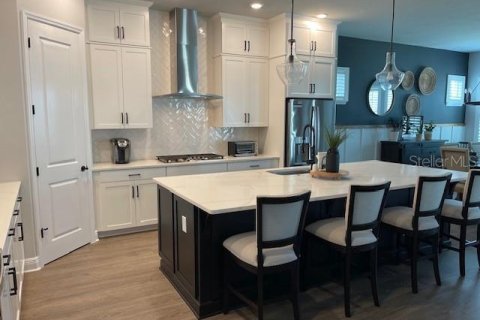 Casa en venta en Lake Mary, Florida, 4 dormitorios, 276.76 m2 № 1907181 - foto 5