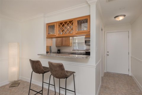 Copropriété à louer à Sarasota, Floride: 1 chambre, 69.77 m2 № 2108999 - photo 8