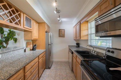 Copropriété à louer à Sarasota, Floride: 1 chambre, 69.77 m2 № 2108999 - photo 9