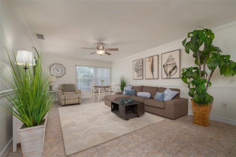 Copropriété à louer à Sarasota, Floride: 1 chambre, 69.77 m2 № 2108999 - photo 4