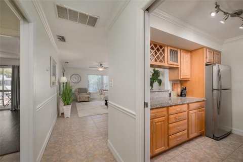 Copropriété à louer à Sarasota, Floride: 1 chambre, 69.77 m2 № 2108999 - photo 3