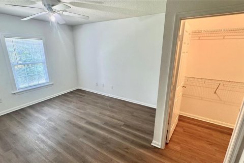 Снять в аренду кондоминиум в Орландо, Флорида 5 комнат, 104.05м2, № 1677372 - фото 11