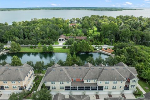 Townhouse in Winter Springs, Florida 3 bedrooms, 202.9 sq.m. № 1916192 - photo 21
