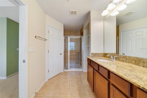 Townhouse in Winter Springs, Florida 3 bedrooms, 202.9 sq.m. № 1916192 - photo 9