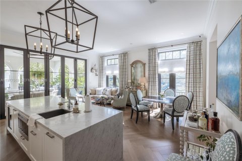 Touwnhouse à vendre à Coral Gables, Floride: 4 chambres, 394.83 m2 № 2080160 - photo 11
