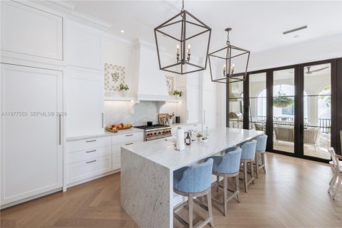 Touwnhouse à vendre à Coral Gables, Floride: 4 chambres, 394.83 m2 № 2080160 - photo 13