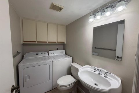 Condominio en venta en Orlando, Florida, 2 dormitorios, 119.38 m2 № 2123221 - foto 19
