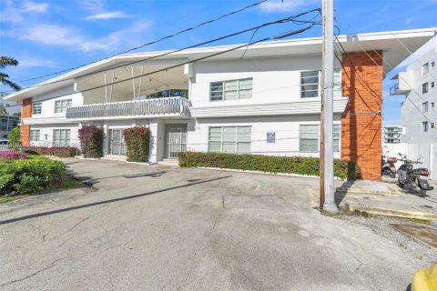 Купить кондоминиум в Майами-Бич, Флорида 43.2м2, № 1982531 - фото 20