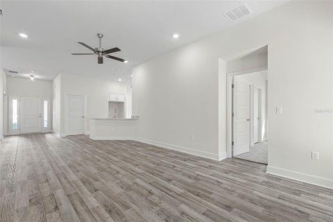 House in Palm Coast, Florida 4 bedrooms, 174.84 sq.m. № 1784452 - photo 9