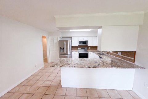 Villa ou maison à vendre à Melbourne, Floride: 3 chambres, 143.26 m2 № 2323032 - photo 8
