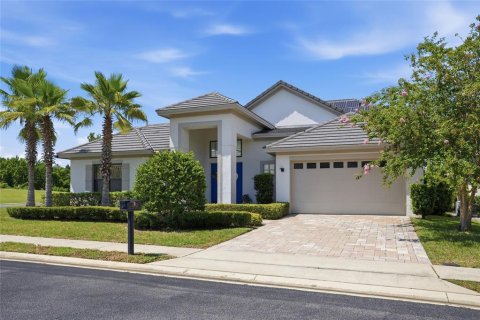 House in Davenport, Florida 4 bedrooms, 270.35 sq.m. № 2151977 - photo 4