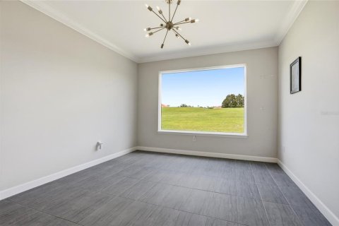 House in Davenport, Florida 4 bedrooms, 270.35 sq.m. № 2151977 - photo 29