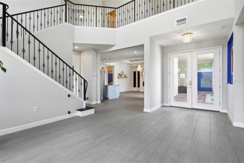House in Davenport, Florida 4 bedrooms, 270.35 sq.m. № 2151977 - photo 24