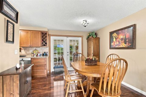 Villa ou maison à vendre à Tarpon Springs, Floride: 3 chambres, 131.64 m2 № 2400453 - photo 27