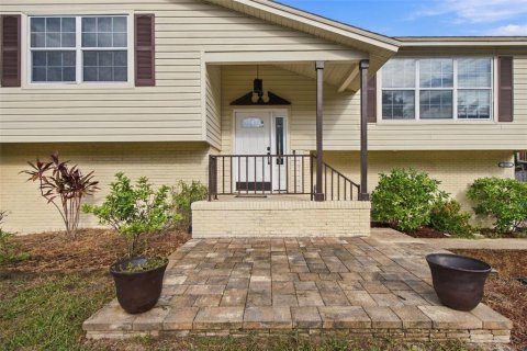 Villa ou maison à vendre à Tarpon Springs, Floride: 3 chambres, 131.64 m2 № 2400453 - photo 10