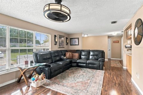 Villa ou maison à vendre à Tarpon Springs, Floride: 3 chambres, 131.64 m2 № 2400453 - photo 25