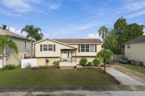 Villa ou maison à vendre à Tarpon Springs, Floride: 3 chambres, 131.64 m2 № 2400453 - photo 7