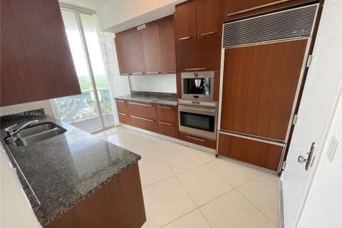 Купить кондоминиум в Санни-Айлс-Бич, Флорида 2 спальни, 133.31м2, № 2015247 - фото 7