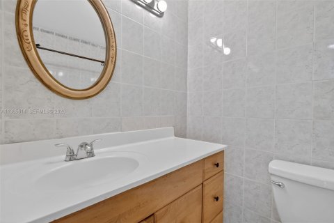 Adosado en alquiler en Pembroke Pines, Florida, 4 dormitorios, 150.13 m2 № 2047084 - foto 17