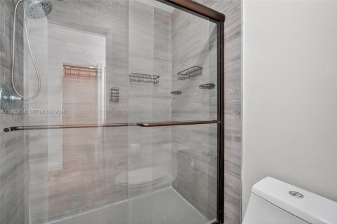 Adosado en alquiler en Pembroke Pines, Florida, 4 dormitorios, 150.13 m2 № 2047084 - foto 24