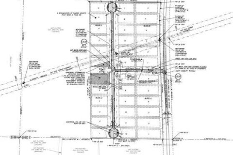 Commercial property in Crestview, Florida № 561217 - photo 1