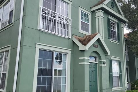 Townhouse in Tampa, Florida 3 bedrooms, 124.95 sq.m. № 1913457 - photo 1