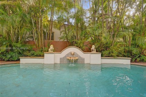 Villa ou maison à vendre à Hollywood, Floride: 5 chambres, 368.64 m2 № 1995198 - photo 16