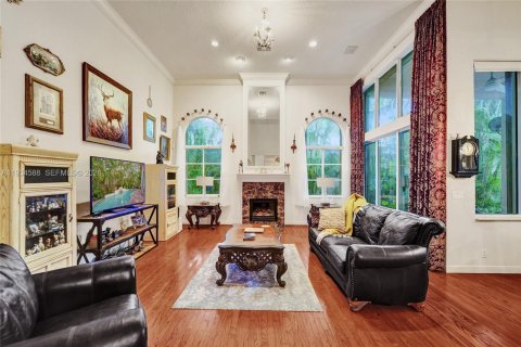 Villa ou maison à vendre à Hollywood, Floride: 5 chambres, 368.64 m2 № 1995198 - photo 4